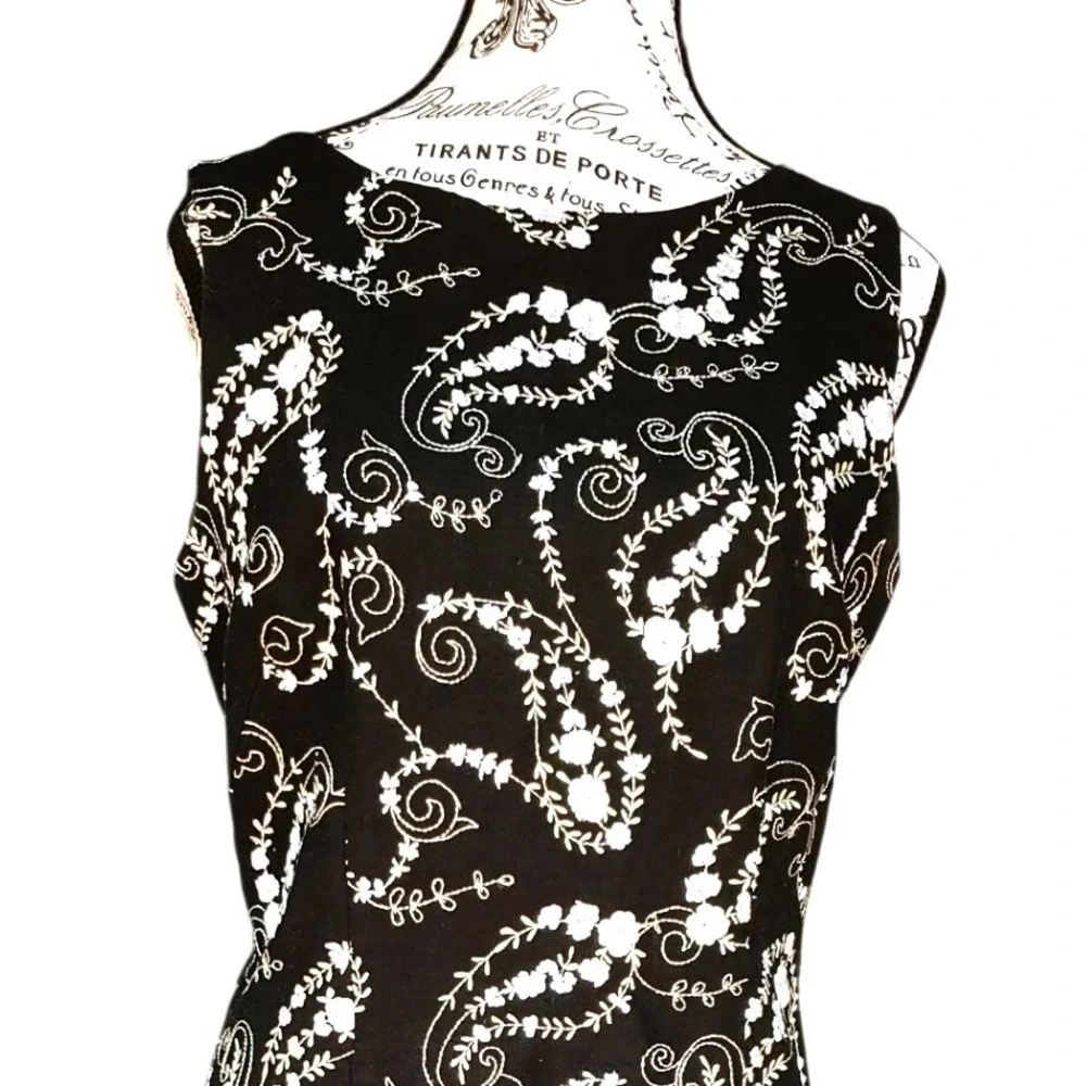 Liz Claiborne Shift Dress Womens 8 Black Linen Floral Paisley Embroidered‎